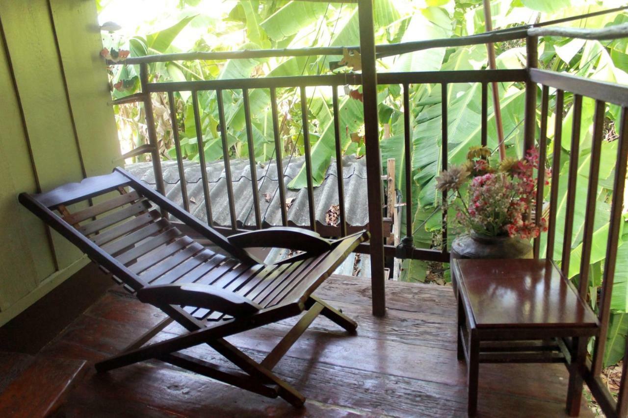 Ban Khun Rin Homestay Ампхава Екстер'єр фото