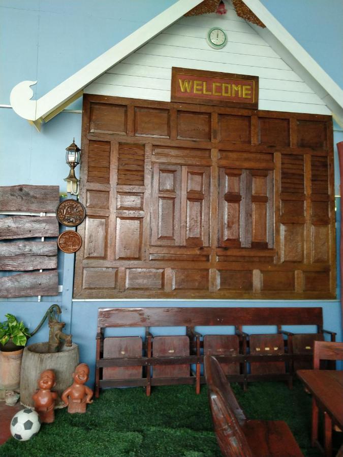 Ban Khun Rin Homestay Ампхава Екстер'єр фото